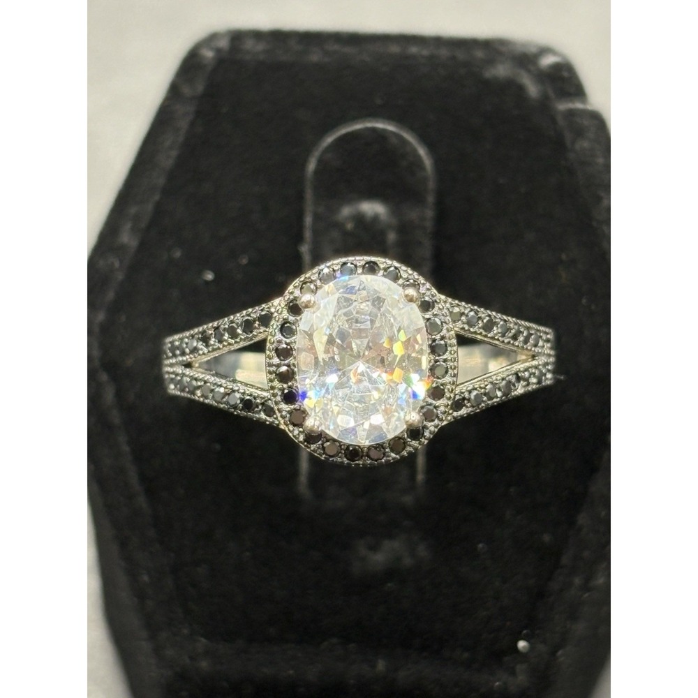 New Condition Sterling Silver White Black Cubic Zirconia Ring Size 10 H19